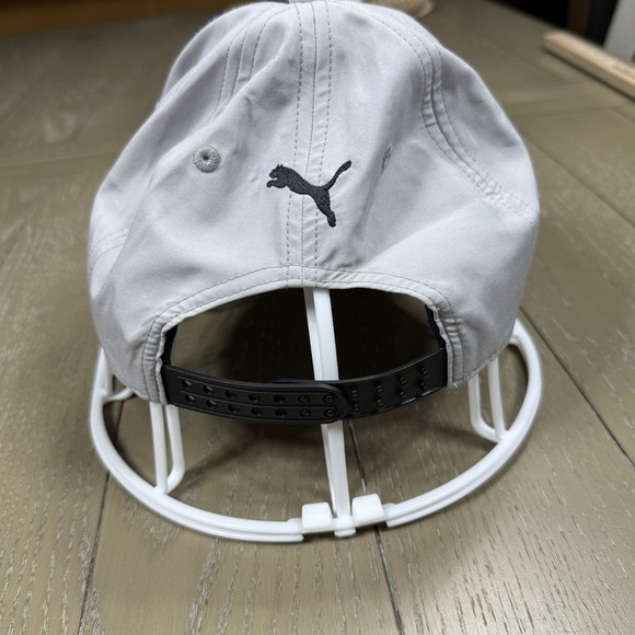 Mercedes Benz AMG Petronas F1 Team Puma Silver‎ Adjustable Snapback Hat Cap - Picture 4 of 9